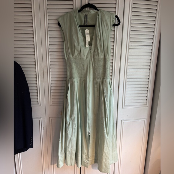 Anthropologie Spring Green Tommie Zip Up Shirred Waist Midi Dress Medium NWT - Picture 4 of 6